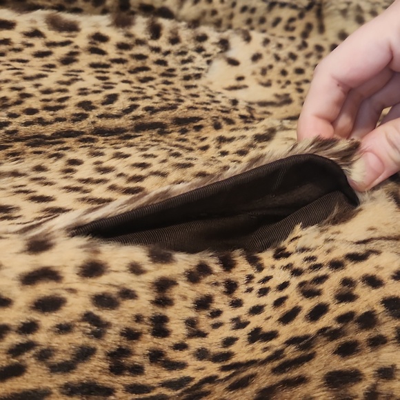 Vintage Fur Coat - Picture 3 of 10